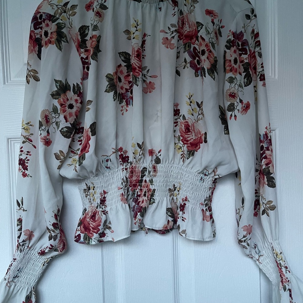 Shinestar White and Pink Floral Blouse